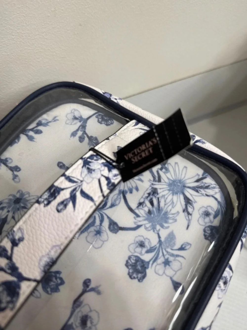 Victoria Secret floral 4-in1 vanity case